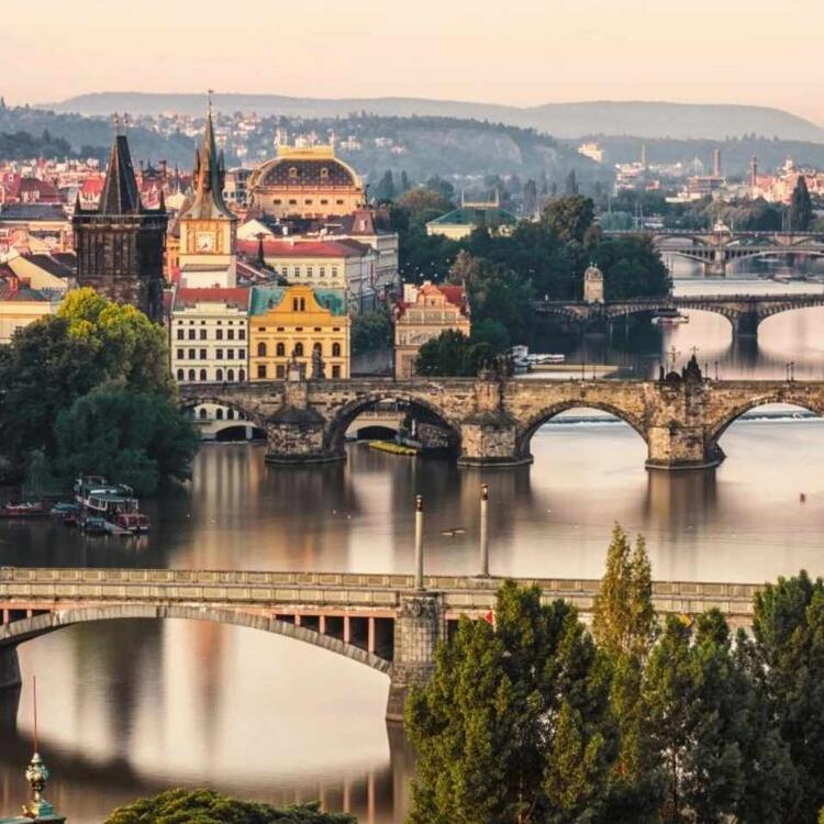 Prag mit Karlsbrücke Prag mit Karlsbrücke