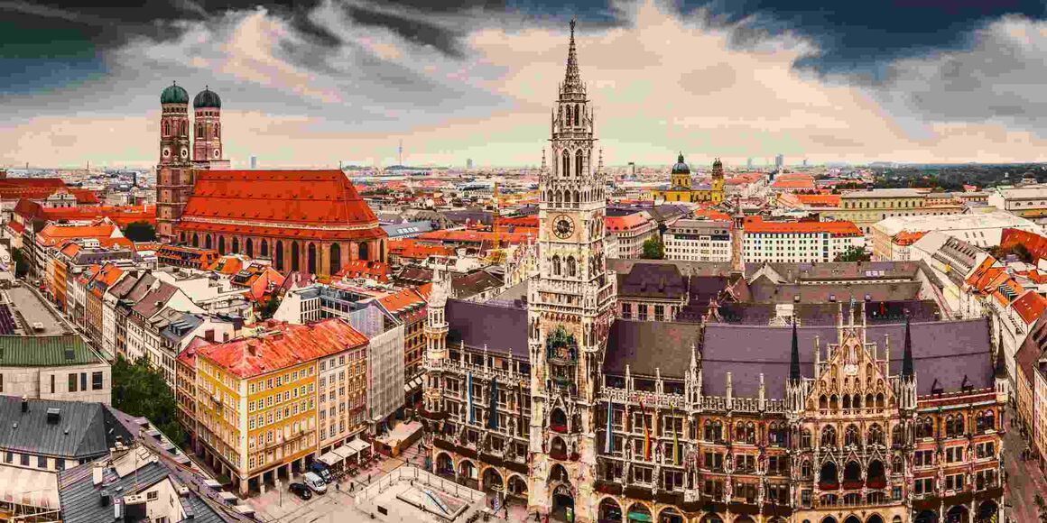 München Altstadt mit Rathaus und Frauenkirche