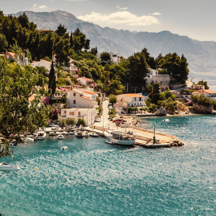 Kleines Dorf am Meer von Split