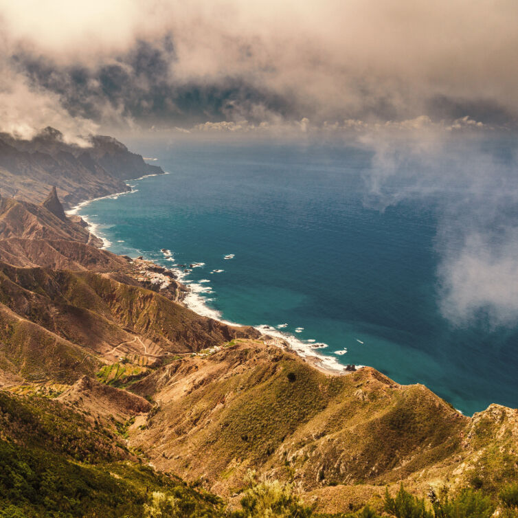 Luftaufnahme der Küste von Teneriffa 