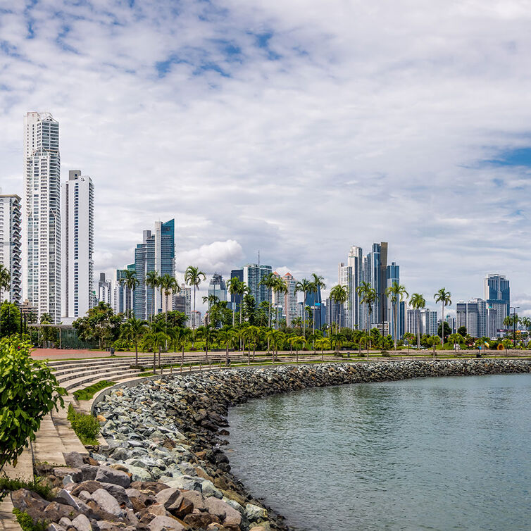 View of the promenade and the skyline in Panamy City