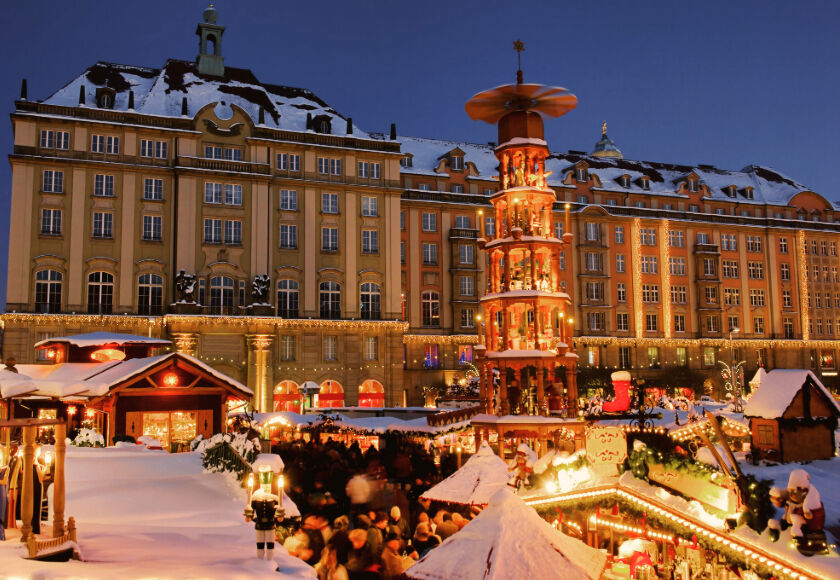 Snow-covered stalls and a festive atmosphere at Dresden's famous Christmas market